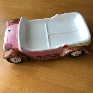 車のお皿です。