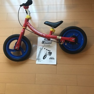 キックバイク　足けりバイク　ストライダー　中古