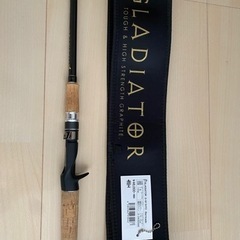 値下げしました。お早めにどうぞ。レイドジャパン　グラディエーター...