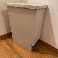 ニトリゴミ箱