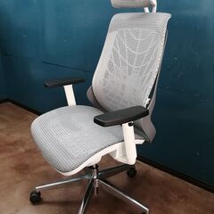 メッシュ　オフィスチェア
