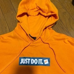 NIKEのパーカー