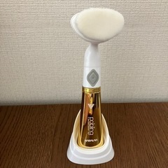 電動　洗顔ブラシ