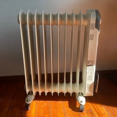 ⭐︎500円均一⭐︎オイルヒーター