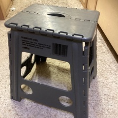 ミニ脚立お貸しします。