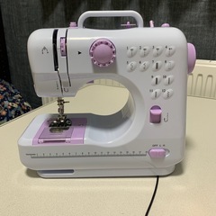 　受付終了　コンパクトなミシン