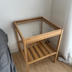 IKEA nesnaサイドテーブル