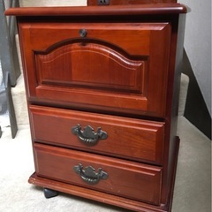 中古品サイドチェスト