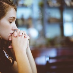 自分にとって都合の良い事を言ってくれる占いやカウンセラーを探して...