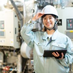 製造業で月収42万円以上可＊社宅無料◎即日入寮可能！お電話一本で...