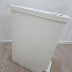ゴミ箱　45リットル対応の画像