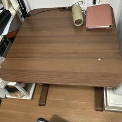 ダイニングテーブル