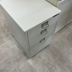 アイリスオーヤマ メタルキャビネット
