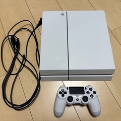 プレイステーション4  （型CUH-1100A）