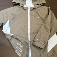 NIKE 120cm ウィンドブレーカー
